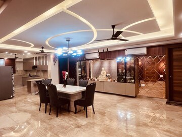 Living Room in 5 BHK Villa at Eros Rosewood Villas, Sector 50 – for Sale