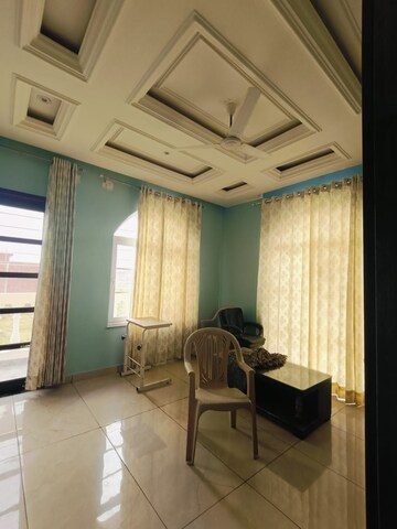 Room in 2 BHK Apartment at Kharar Road – for Rent