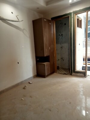 Room in 2 BHK Builder Floor at Mahavir Enclave 1 – for Sale