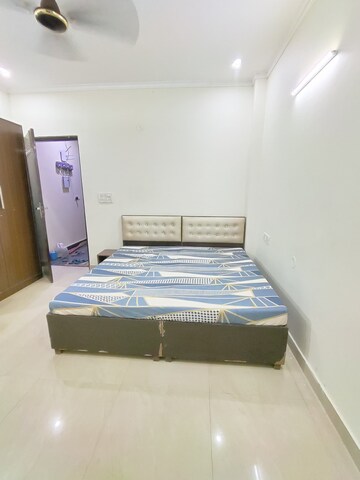 Bedroom in 1 RK Builder Floor at SS Southend Floors, South City 2 – for Rent