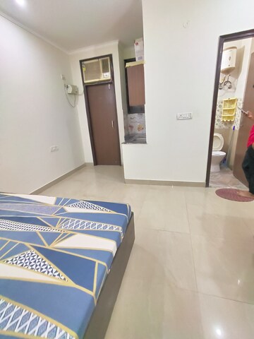 Bedroom in 1 RK Builder Floor at SS Southend Floors, South City 2 – for Rent