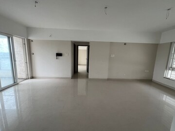 Room in 2 BHK Apartment at Archana Kohinoor Glory, Mohammadwadi – for Rent