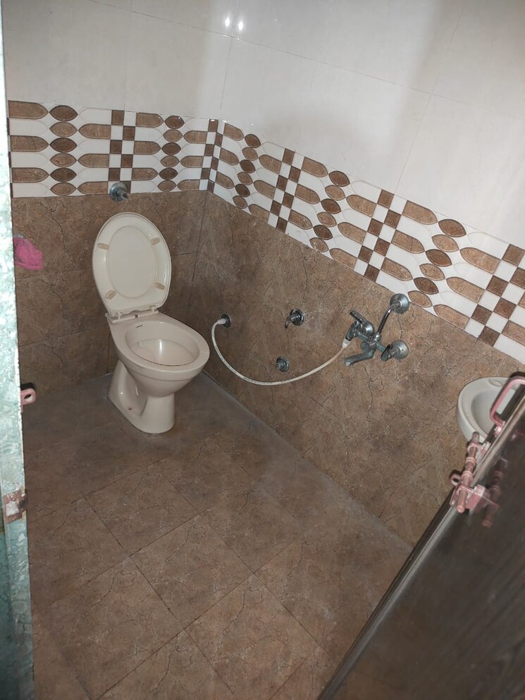 Attached Bathroom, f5-mount-unique 3 Bedroom 1100 Sq.Ft. Apartment In Baner Pune 8520160