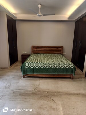 Room in 6+ BHK Independent House at Greater Kailash I – for Sale