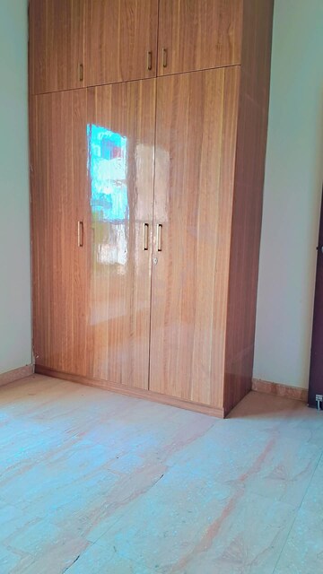 Room in 2 BHK Apartment at Pivotal Devaan, Sector 84 – for Rent