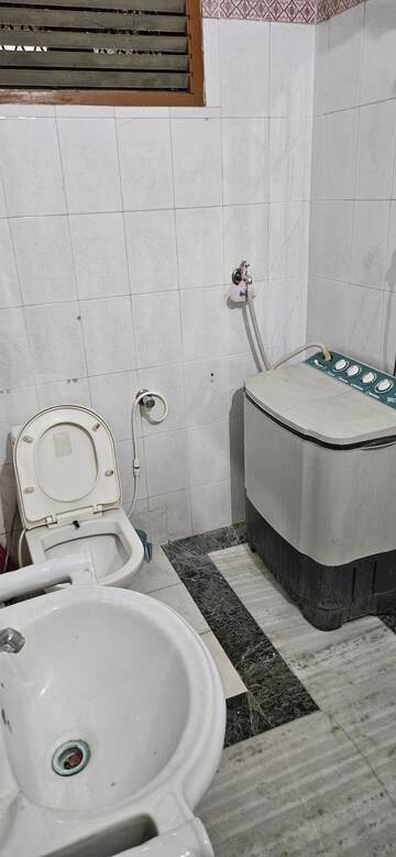 Bathroom in 2 BHK Villa at Nirala Nagar – for Rent