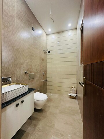 Bathroom in 4 BHK Independent House at Sunny Enclave – for Rent