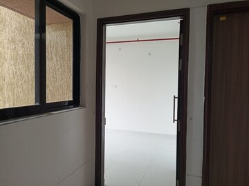 Room in 1 BHK Apartment at Runwal Gardens, Dombivli East – for Rent