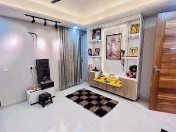 Living Room in 4 BHK Villa at Bptp Visionnaire Villas, Sector 70a – for Sale