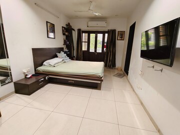 Bedroom in 3 BHK Independent House at Old Padra Road – for Sale