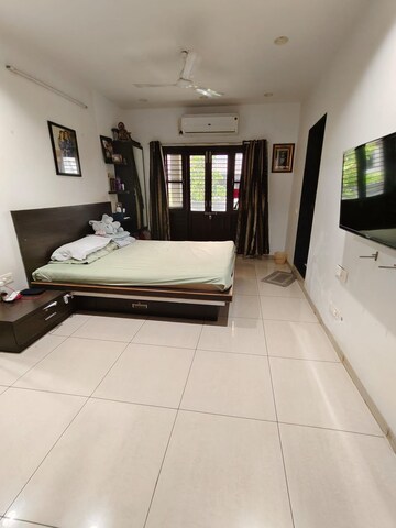 Bedroom in 3 BHK Independent House at Old Padra Road – for Sale