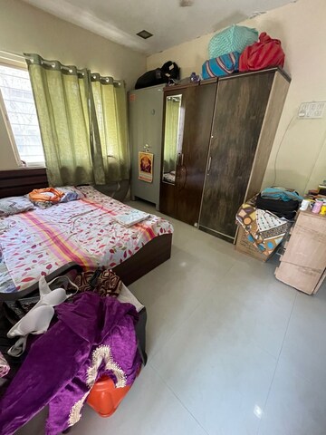 Bedroom in 2 BHK Apartment at Navi Peth – for Rent