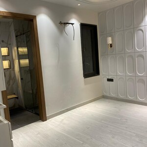 Room in 4 BHK Builder Floor at Ansal API Esencia, Sector 67 – for Sale