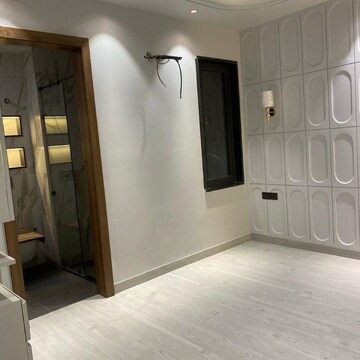 Room in 4 BHK Builder Floor at Ansal API Esencia, Sector 67 – for Sale