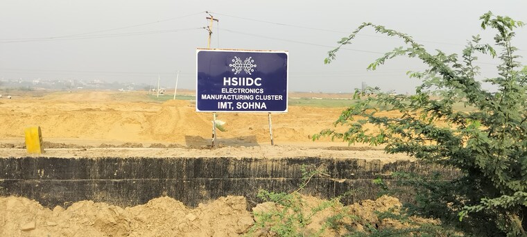 undefined, sector 66  100 Sq.Yd. Plot In Sector 66 Gurgaon 8520408