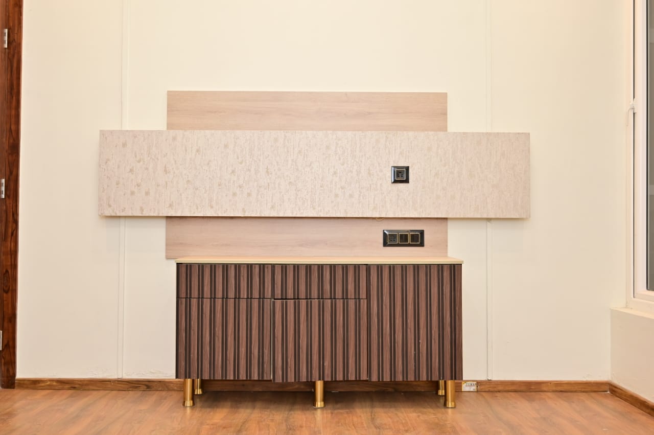 6 BHK + Pooja Room,Study Room Apartment For Sale in Wave City