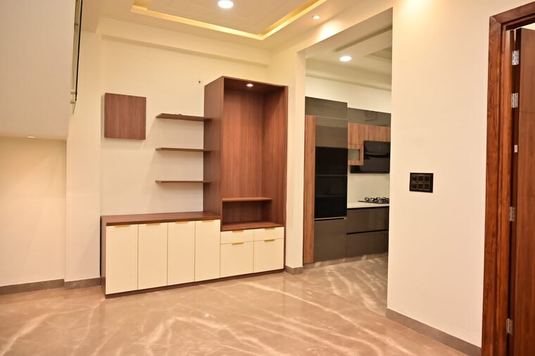 Living Room, wave-city 6 Bedroom 135 Sq.Yd. Apartment In Wave City Ghaziabad 8520515