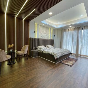 Bedroom in 4 BHK Builder Floor at Ansal API Esencia, Sector 67 – for Sale