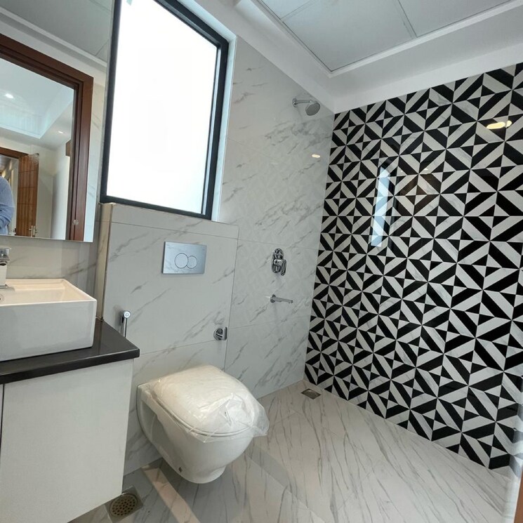 Bathroom, ansal-api-esencia 4 Bedroom 299 Sq.Yd. Builder Floor In Sector 67 Gurgaon 8520498