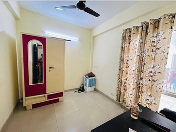 Bedroom in 2 BHK Apartment at Panchsheel Greens II, Sector 16 Greater Noida – for Rent