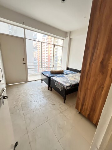 Room in 2 BHK Apartment at Breez Global Heights, Sohna Sector 33 – for Rent
