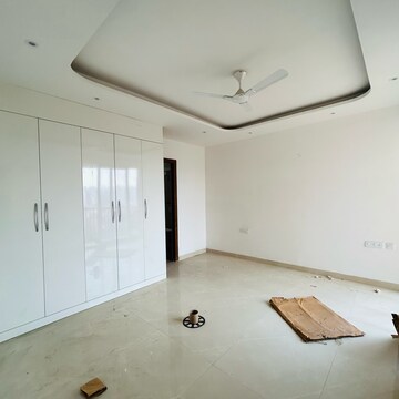 Bedroom in 3 BHK Apartment at Sunny Enclave – for Rent