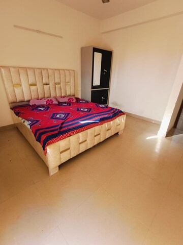 Bedroom in 3 BHK Apartment at Sector 127 – for Rent