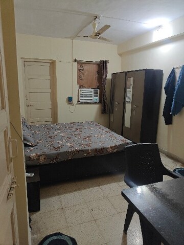 Room in  Pg at Goregaon West – for Rent