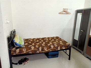 Room in  Pg at Gomti Nagar – for Rent