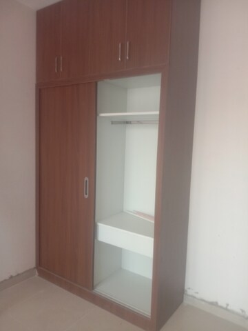 Room in 2 BHK Apartment at Mahagun Mywoods, Sector 16c Greater Noida – for Rent