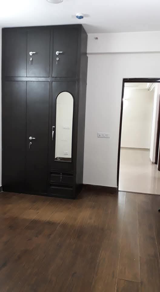 2 BHK Apartment For Sale in Mahagun Mywoods