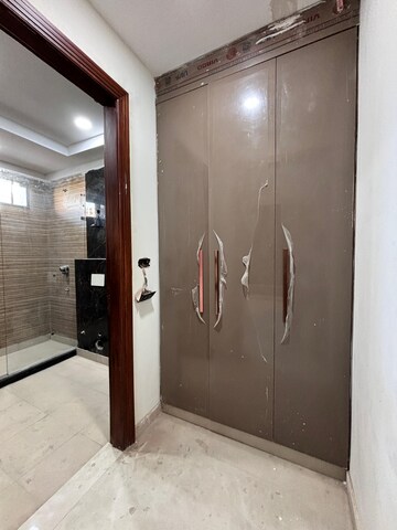 Furnished Amenities in 4 BHK Builder Floor at Sector 89 – for Sale