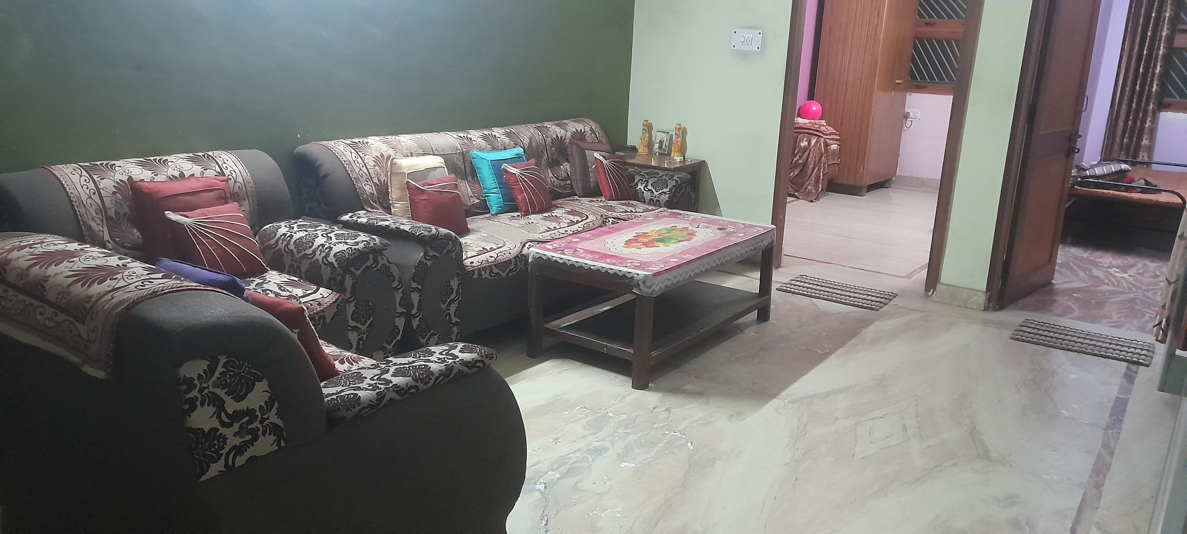 3 BHK + Extra Room Builder Floor For Sale in Builder Floor