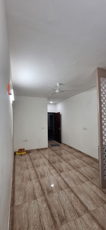 Room in 2 BHK Apartment at SS The Coralwood, Sector 84 – for Rent