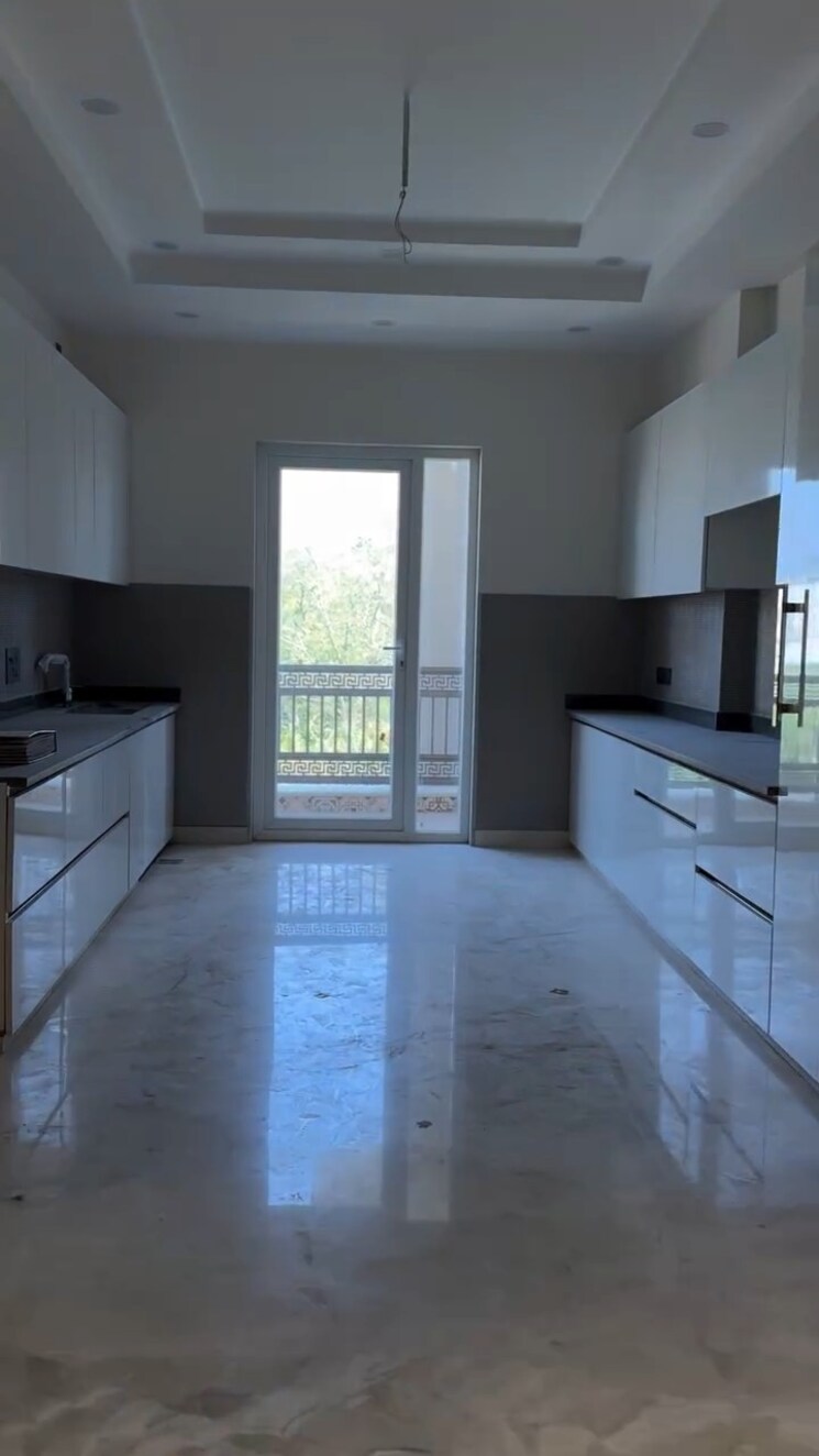 Kitchen, paschim vihar 3 Bedroom 1350 Sq.Ft. Builder Floor In Paschim Vihar Delhi 8520820