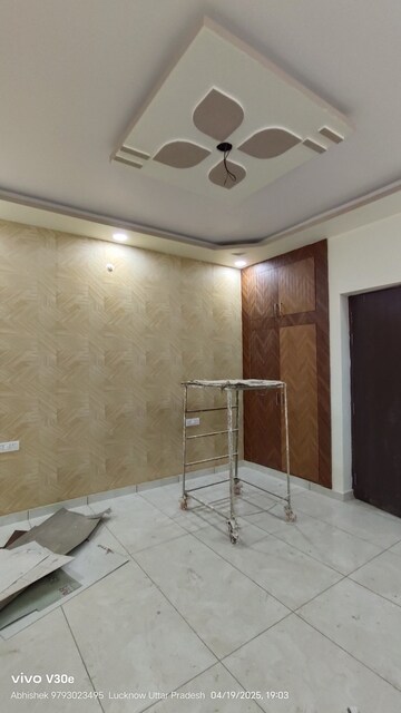 2 BHK Independent House For Sale in Jankipuram Extension