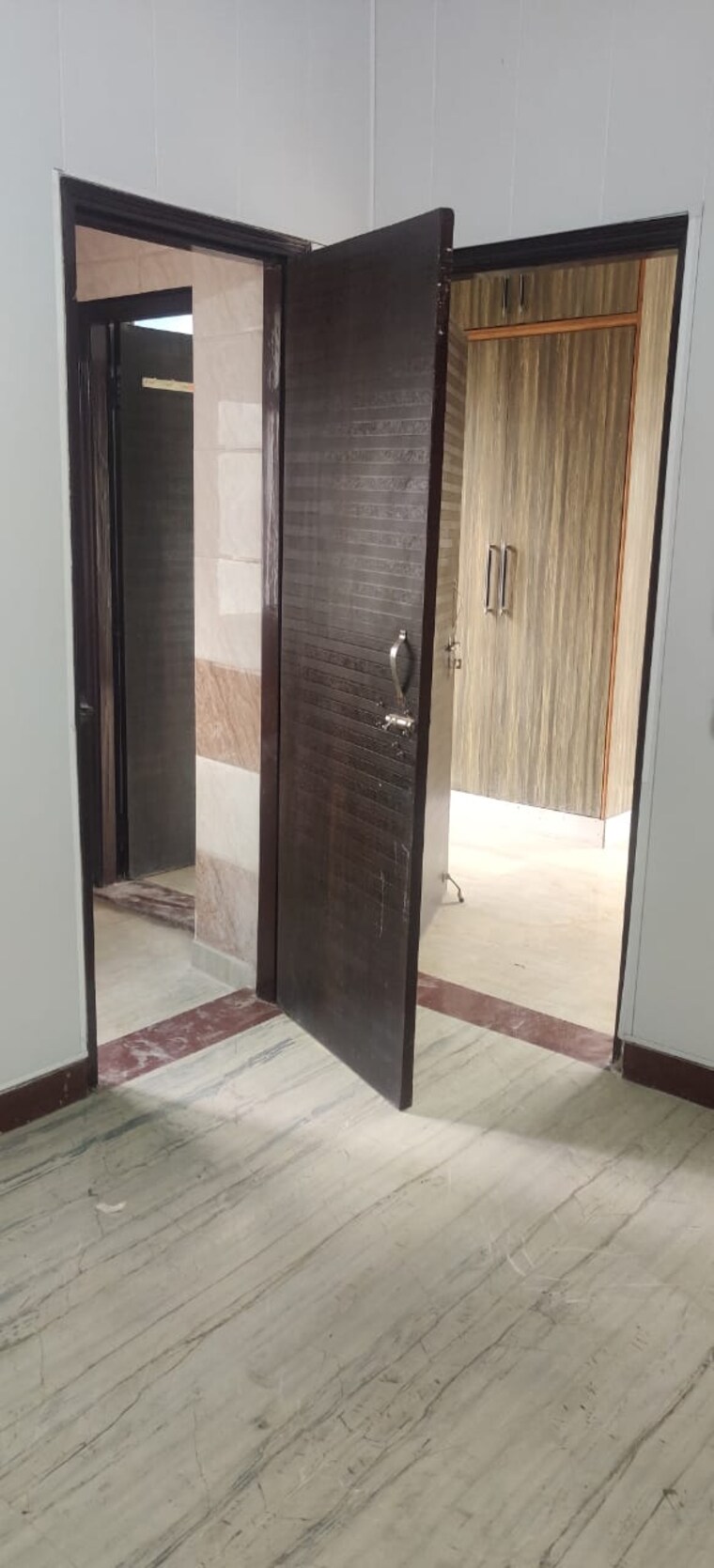 Room, rohini sector 24 2 Bedroom 60 Sq.Mt. Builder Floor In Rohini Sector 24 Delhi 8520847