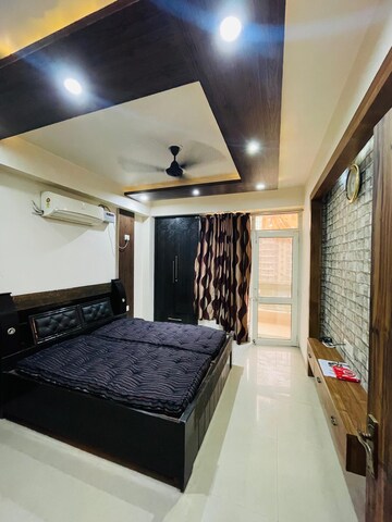 Bedroom in 3.5 BHK Apartment at Logix Blossom County, Sector 137 – for Rent