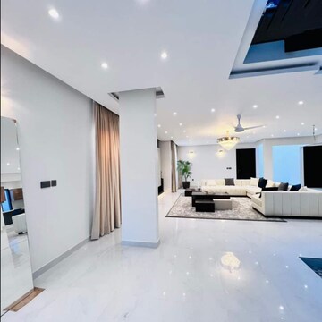 5 BHK Villa For Rent in Andheri West