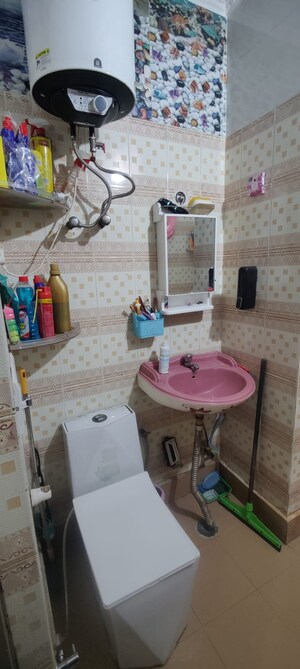 Bathroom in 1 BHK Builder Floor at Uma Apartments Vaishali, Vaishali Sector 9 – for Sale