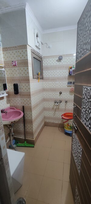 Bathroom in 1 BHK Builder Floor at Uma Apartments Vaishali, Vaishali Sector 9 – for Sale