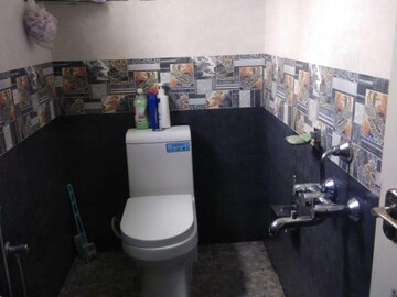 Bathroom in 1 BHK Independent House at Rt Nagar – for Rent