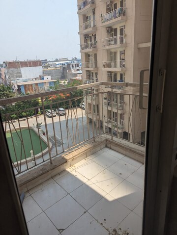 2 BHK Apartment For Rent in Proview Officer City 2, Raj Nagar Extension
