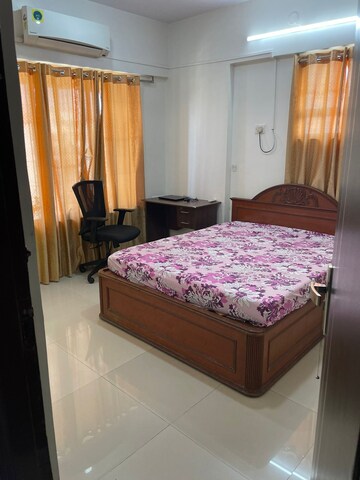 Bedroom in 3 BHK Apartment at Patidar Sankul CHS, Vikhroli East – for Rent