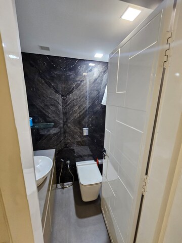 Bathroom in 4 BHK Apartment at Lokhandwala Complex Andheri – for Sale