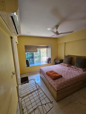 Master Bedroom in 4 BHK Apartment at Lokhandwala Complex Andheri – for Sale