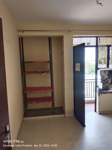 Room in 1 BHK Apartment at Omaxe Srishti And Sanskriti, Gomti Nagar – for Rent