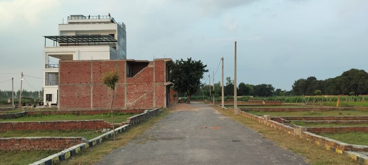 undefined, gopal-tower  1200 Sq.Ft. Plot In Kamta Lucknow 8521271