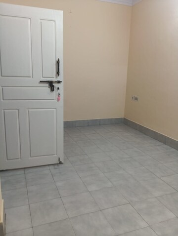 Room in 1 BHK Builder Floor at Koramangala – for Rent