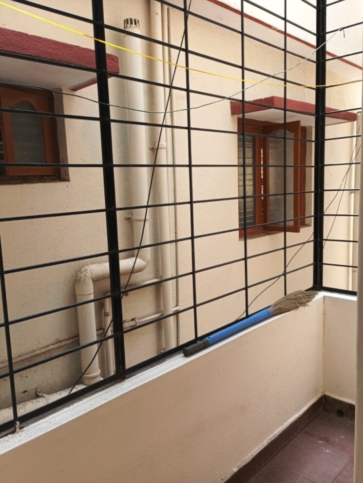 Balcony, koramangala 1 Bedroom 450 Sq.Ft. Builder Floor In Koramangala Bangalore 8521279